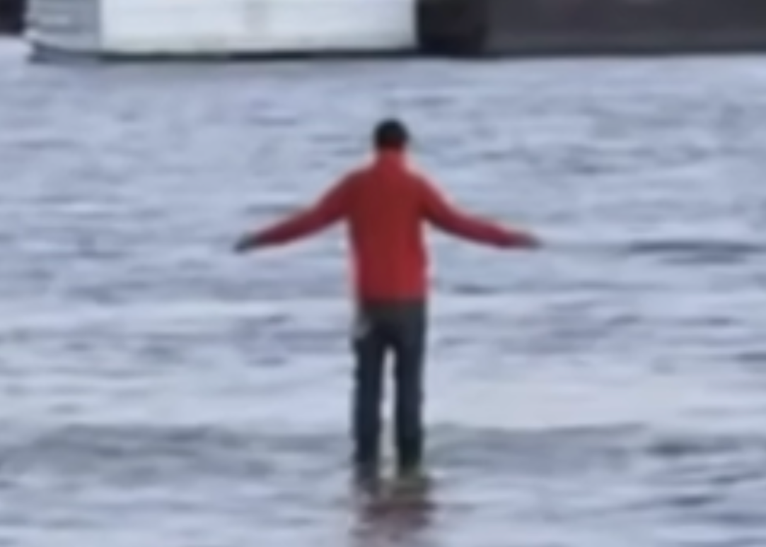 Dynamo on the thames